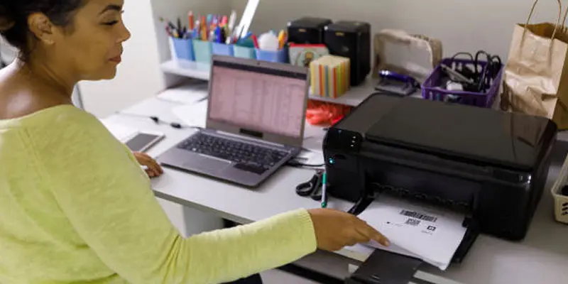 how to use laser printer